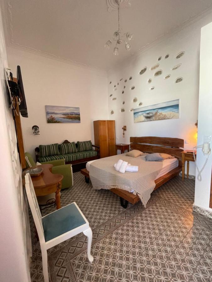 Burgos Barrio Hotel Naxos City Eksteriør billede